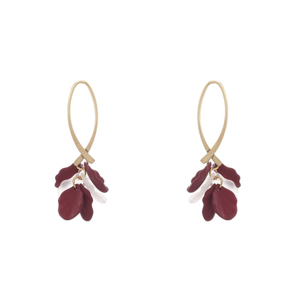 Dainty Leaf Dangle Earrings