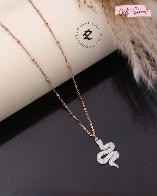 Bright & Everlasting: Anti-Tarnish Pendant Necklace