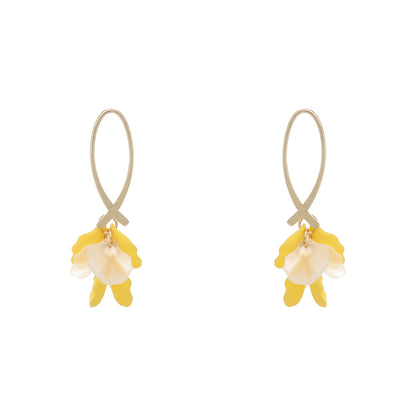 Dainty Leaf Dangle Earrings