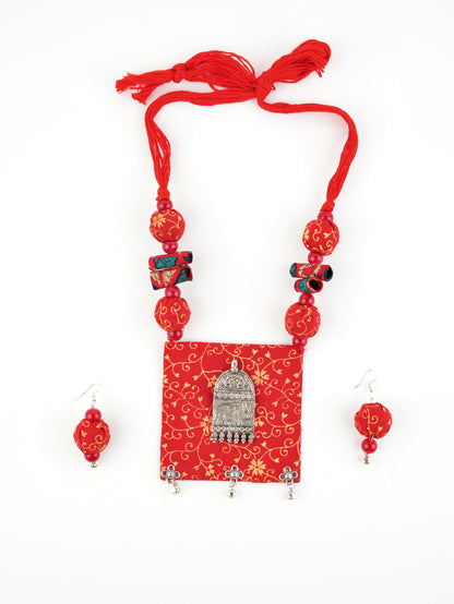 Red Elephant Handmade Nacklace With Earrings