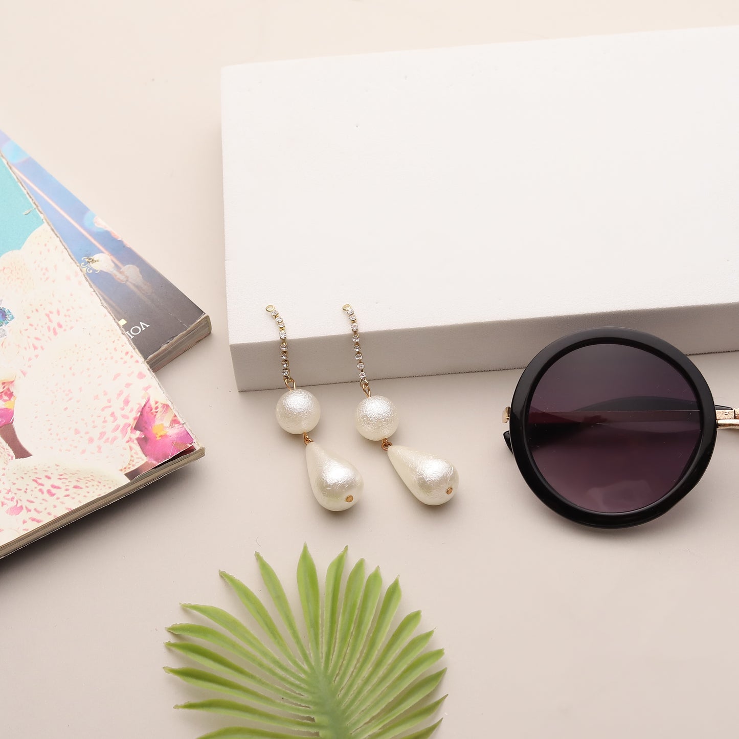 Snow white Dangle Earrings