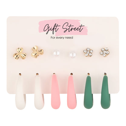 Minimalistic Hoop Earrings