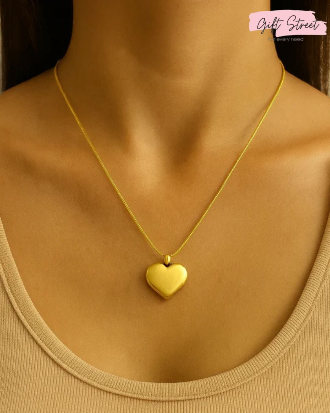 Golden Heartbeat: Minimalist Pendant Chain Necklace for Everyday Elegance