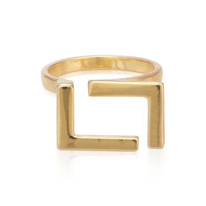 Classy square ring