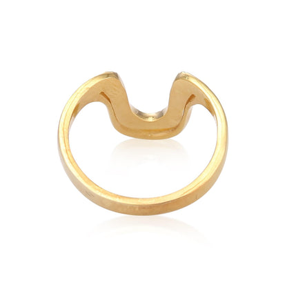 Stylish “U” ring