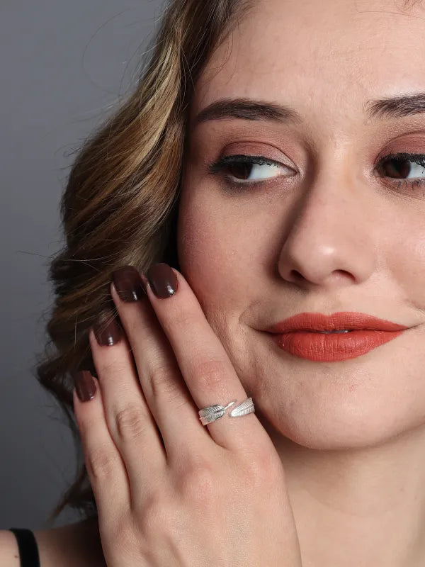 Vine Band Leaflet Ring