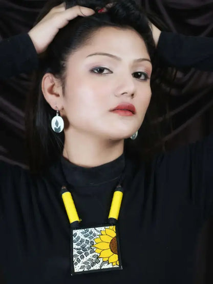 Flower Ceramic Handmade Nacklace With Earrings