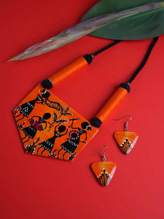 Four Girl Ceramic Handmade Nacklace With Earrings