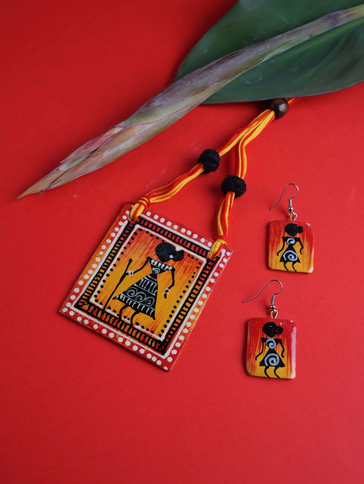 Girl Ceramic Handmade Nacklace With Earrings