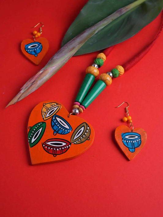 Heart Wooden Handmade Nacklace With Earrings