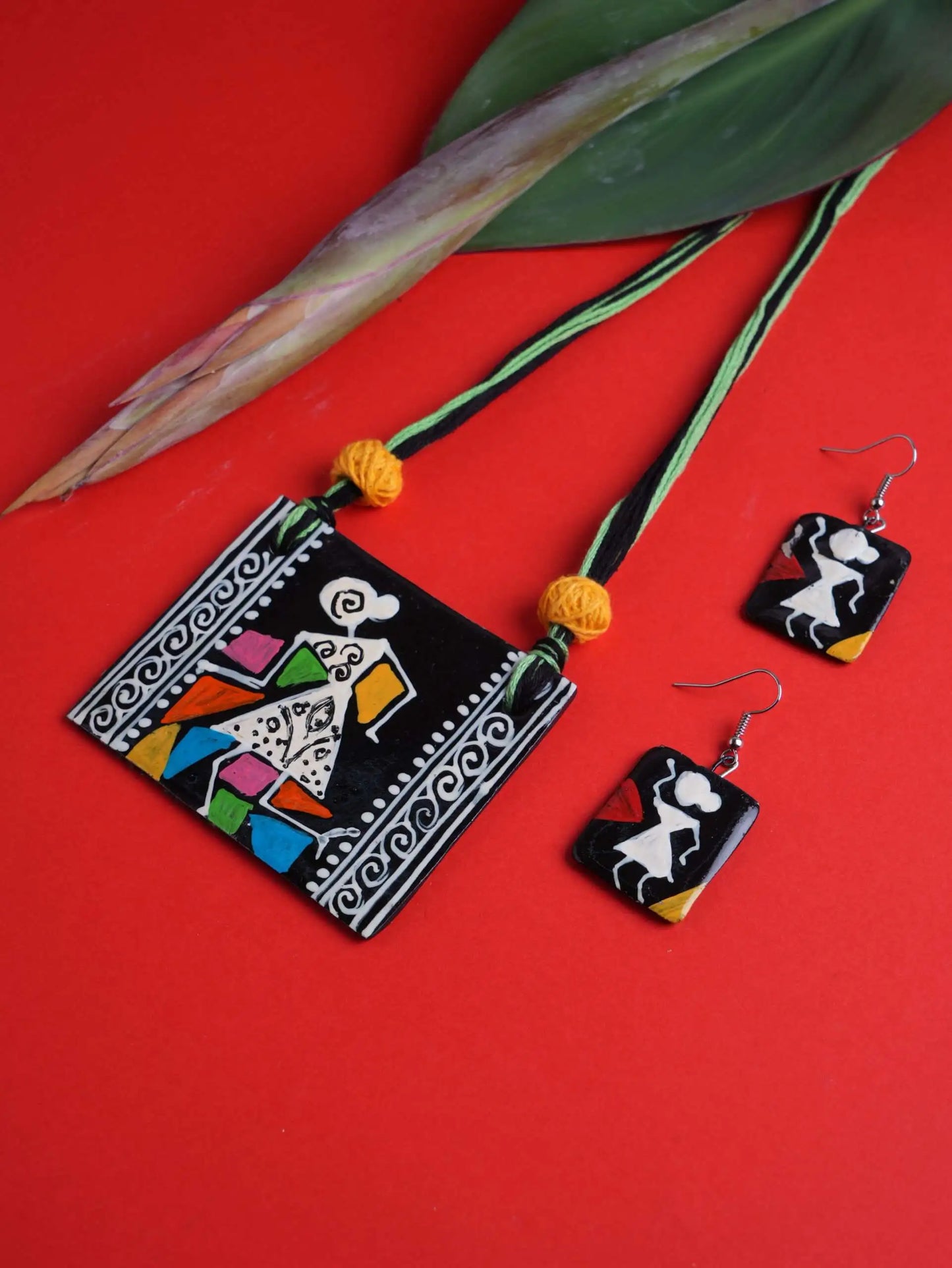 Girl Ceramic Handmade Nacklace With Earrings